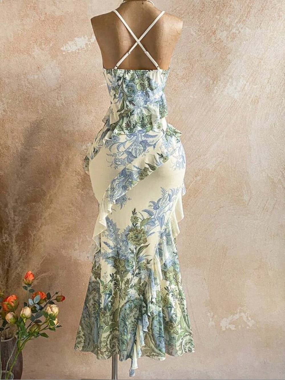 Floral Ruffled Dress - Picture 2 of 3